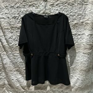 Bloomchic Top